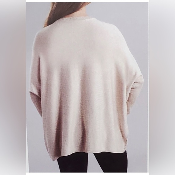 rxb Oversized Poncho Style Heather Oatmeal V-neck Sweater Sz M - Picture 2 of 6